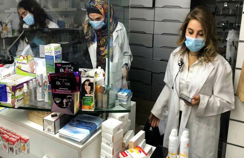   قطاع الدواء في أزمة مع مسارعة اللبنانيين للتخزين 