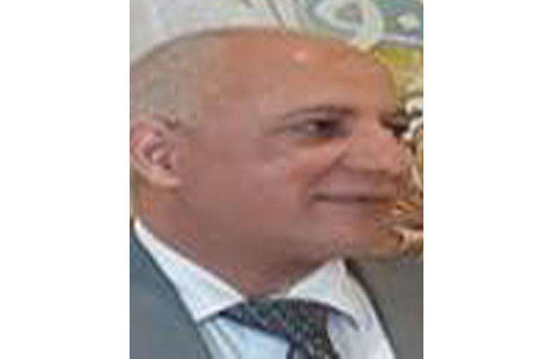 سجل يا تاريخ مسبار الأمل يبتسم له المريخ     