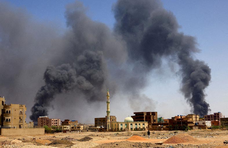 تفاصيل معركة مستودع اليرموك بين الجيش السوداني والدعم السريع