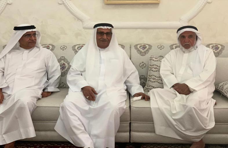 عبدالملك بن كايد يعزي عبدالله الموسى في شقيقته