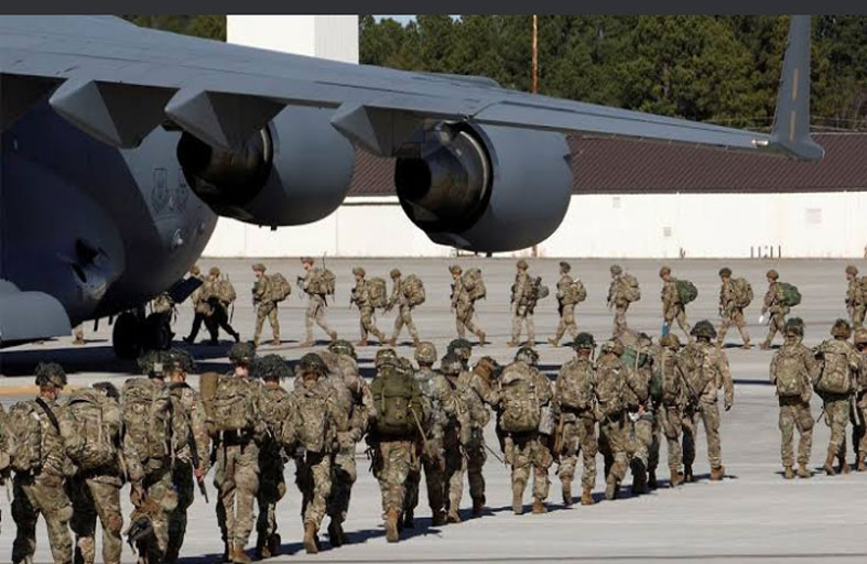 الاتحاد الأوروبي: الناتو لا يمكن أن يكون بديلاً للتحالف ضد داعش