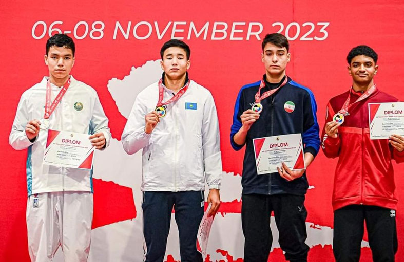 «الكاراتيه» يحصد 3 ميداليات في اليوم الأول من بطولة آسيا