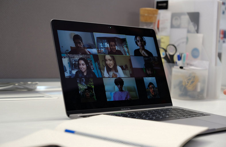 طلبة معهد دبي للتصميم والابتكار يبتكرون منتجات تخدم المجتمعات في تصديها لفيروس كورونا