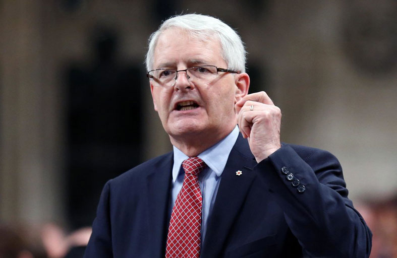  كندا تحظر صادرات الأسلحة الى تركيا 