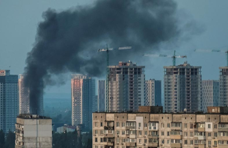 هجوم جوي روسي على كييف ومناطق عدة في أوكرانيا