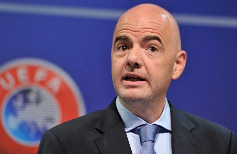 إنفانتينو: يجب إيقاف المباراة فوراً حال وجود عنصرية