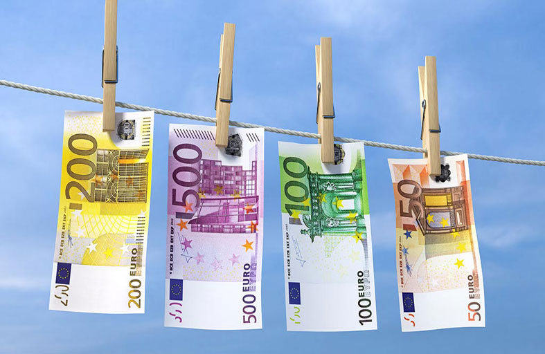 كيف يمكن تطهير الأوراق النقدية في المنزل؟