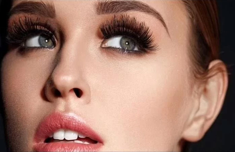 علماء يكشفون عن تركيبة الرموش المثالية