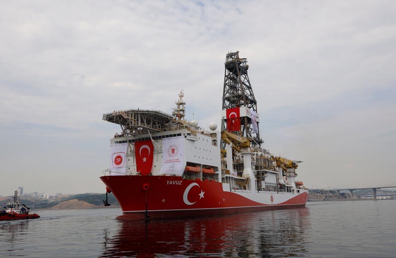 مخاوف من تفاقم الصراع بين أنقرة وأثينا