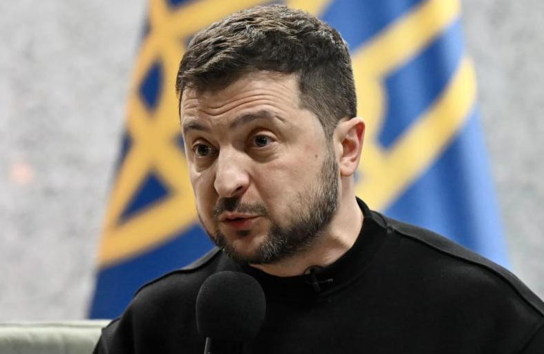  زيلينسكي: يجب تعطيل الهجوم الروسي قرب خاركيف
