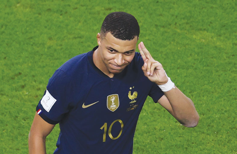 محكمة فرنسية تأمر سان جيرمان بدفع 60 مليون يورو إلى مبابي 