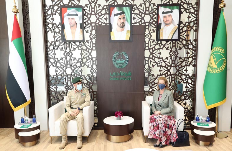 المري يبحث مع سفيرة استراليا تبادل الخبرات 