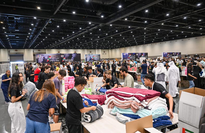 «الإمارات معك يا لبنان» بمدينة إكسبو دبي تجمع 250 طناً من المواد الإغاثية في المرة الثانية 
