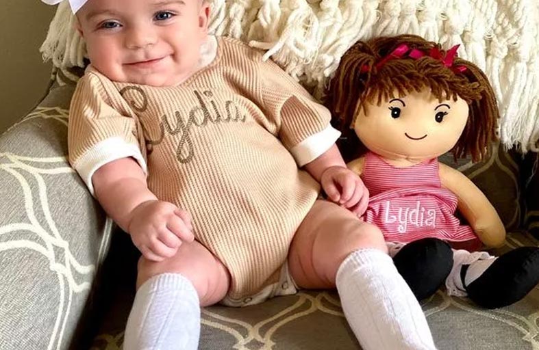فيديو على «تيك توك» يكشف إصابة طفلة بـ«زهايمر الطفولة»