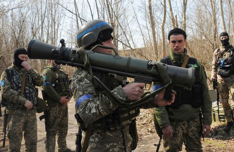 التجارة السوداء للأسلحة في أوكرانيا تثير ريبة ألمانيا