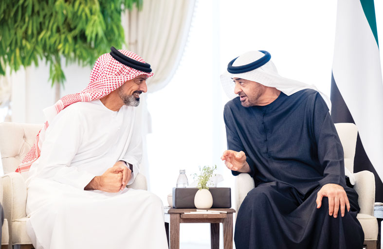 رئيس الدولة يستقبل ولي عهد عجمان ويستعرضان الموضوعات التي تتعلق بشؤون الوطن والمواطن 