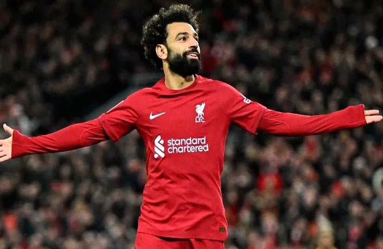 لماذا استبعد محمد صلاح من جائزة لاعب الموسم؟