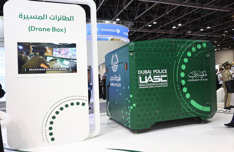 شرطة دبي تعزز منظومة الأمن والأمان في المجتمع ميدانياً وإلكترونياً