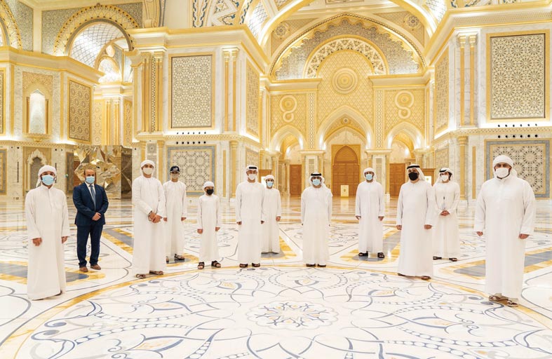 قصر الوطن يحتفي بأسبوع الأصم العربي