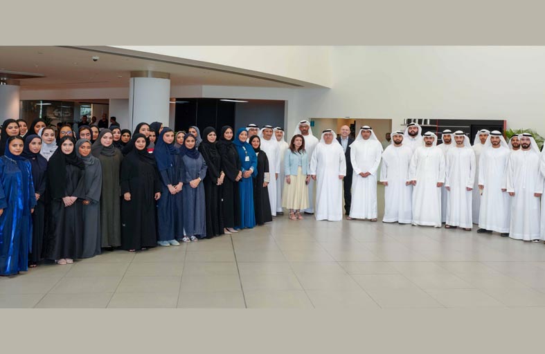 عمل الكوادر الإماراتية في شركات القطاع الخاص يشكل قيمة مضافة