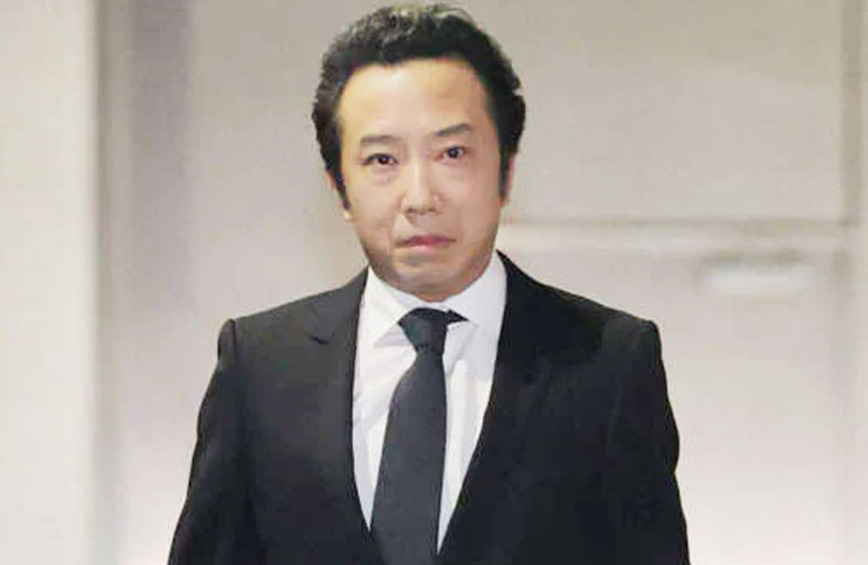 الحكم على الممثل ياباني إيتشيكاوا بتهمة مساعدة والديه على الانتحار