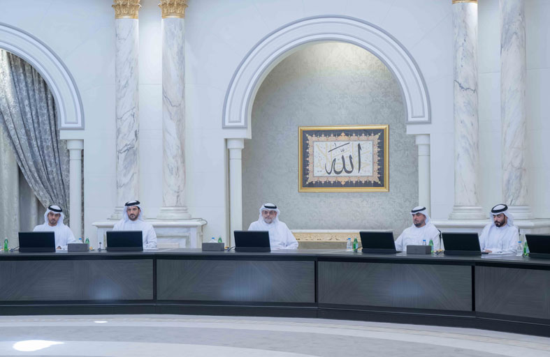 برئاسة ولي العهد .. «تنفيذي الشارقة» يحول قروض 113 أسرة مستفيدة من الدعم السكني إلى منح