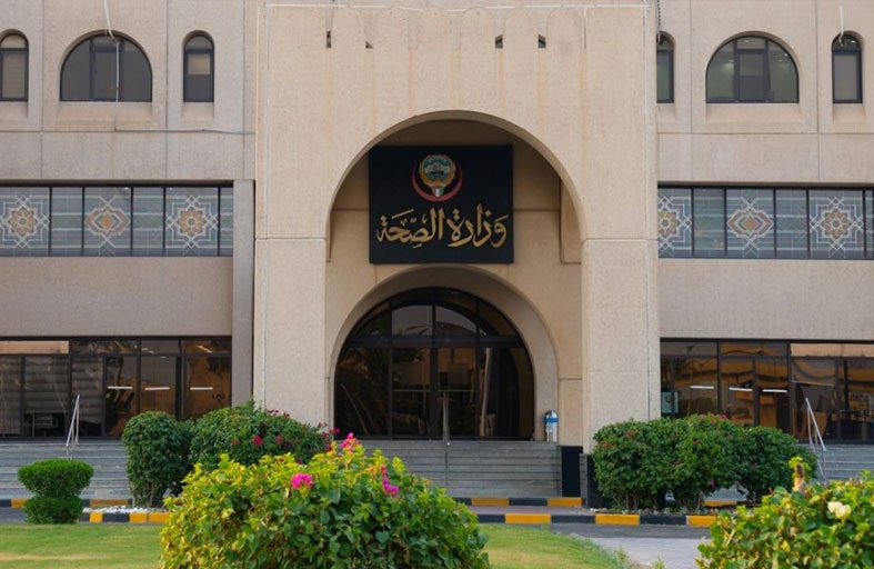 الصحة الكويتية: وفاة طفلة إثر سقوط شظايا في منطقة سكنية