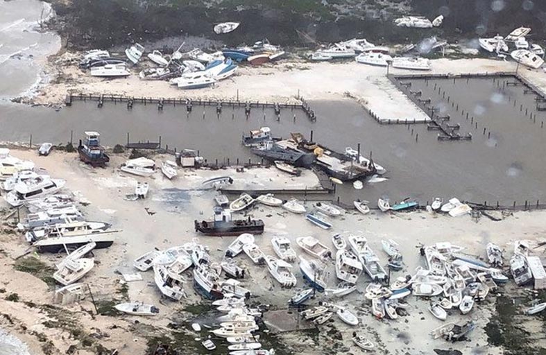 فلوريدا تستعد لإعصار جديد قد يصبح «قويا جدا» 