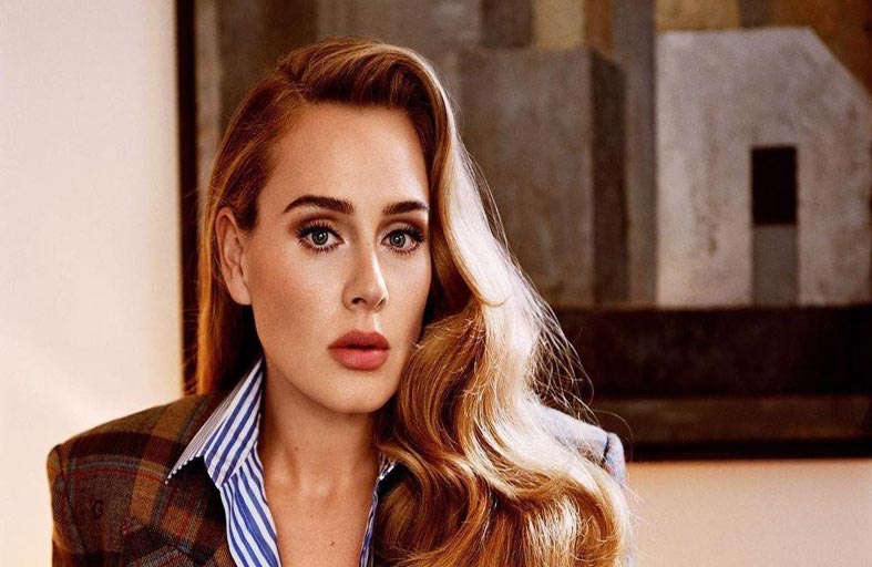 أديل توقف حفلها في لندن لمساعدة أحد الحضور