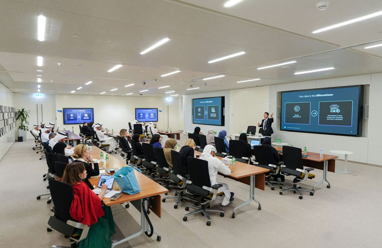 جامعة محمد بن زايد للذكاء الاصطناعي تطرح ماجستير الذكاء الاصطناعي التطبيقي