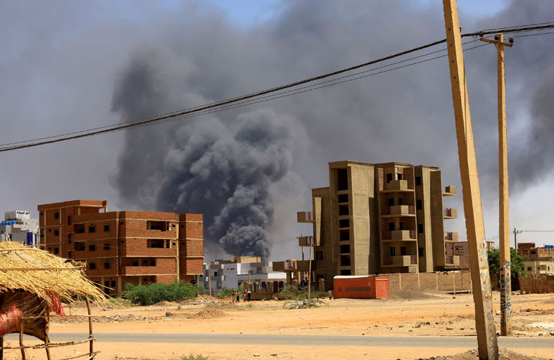 فاجعة بالسودان.. خرجوا للبحث  عن ماء الشرب فراحوا ضحية القصف