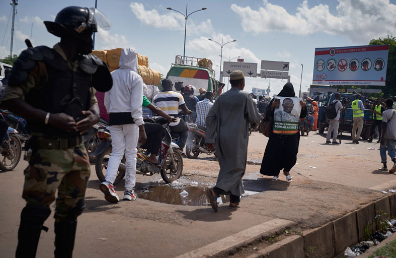 رؤساء 5 دول أفريقية يزورون مالي لحل الأزمة 