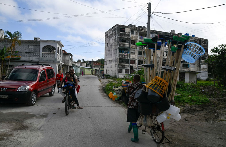 الأمم المتحدة تحذر من أزمة إنسانية في كوبا 