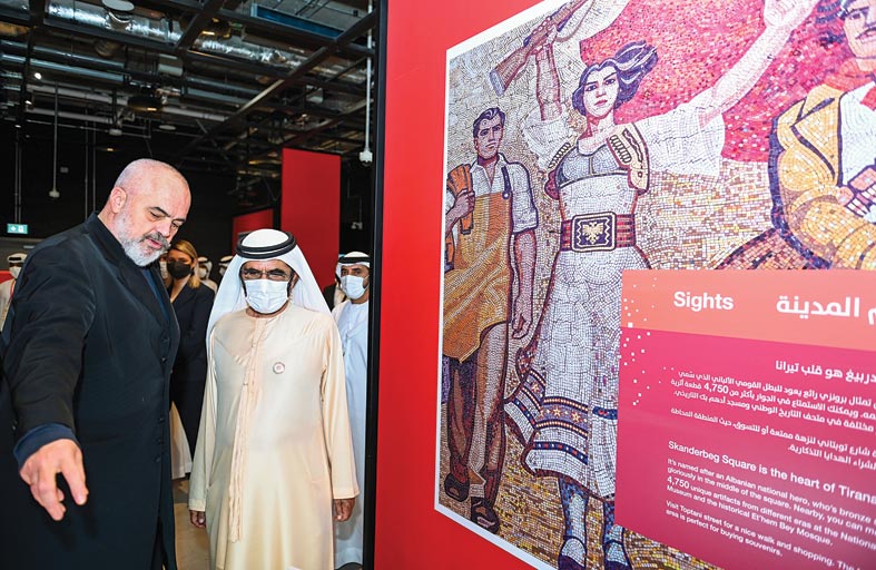 محمد بن راشد يلتقي رئيس وزراء ألبانيا في جناح بلاده في إكسبو 2020 دبي