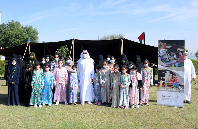 انطلاق فعاليات ملتقى الثريا الربيعي 2022