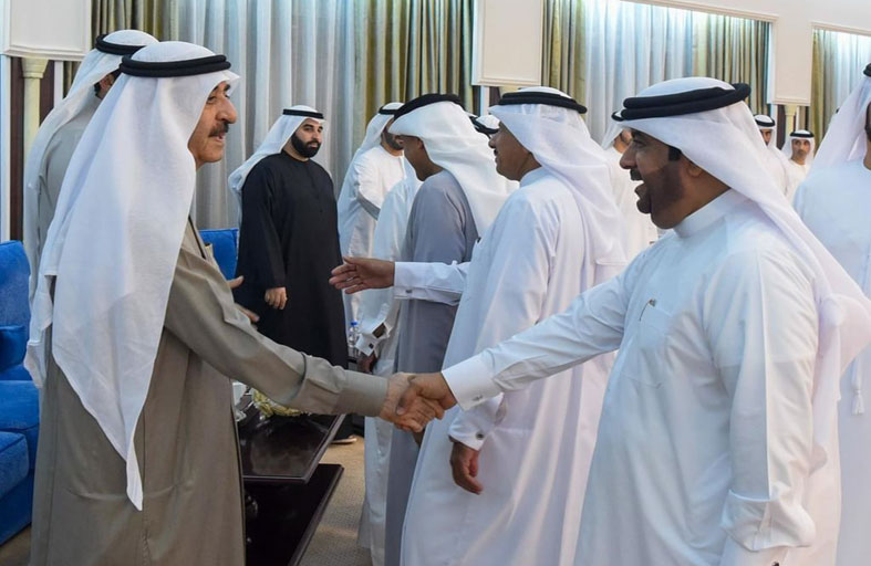 حاكم أم القيوين يستقبل المهنئين بحلول شهر رمضان 