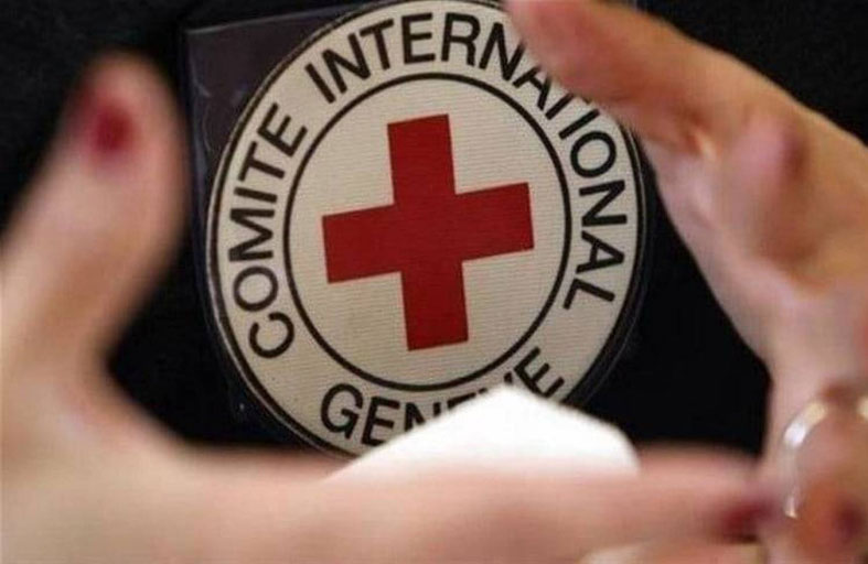 لجنة للصليب الأحمر تزور أسرى حرب أوكرانيين وروساً 