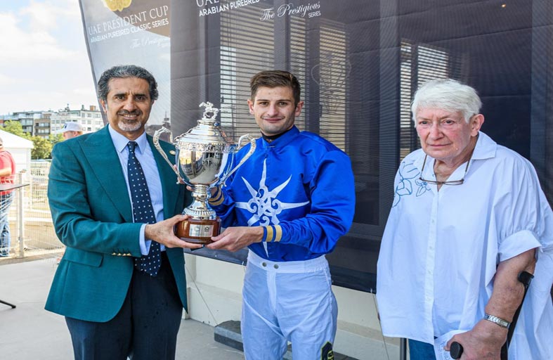 الجواد «الرفاع» يحرز لقب كأس رئيس الدولة للخيول العربية في بلجيكا