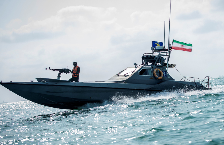 ذا هيل: إيران لن تجازف بحرب تقليدية ضد أمريكا وإسرائيل