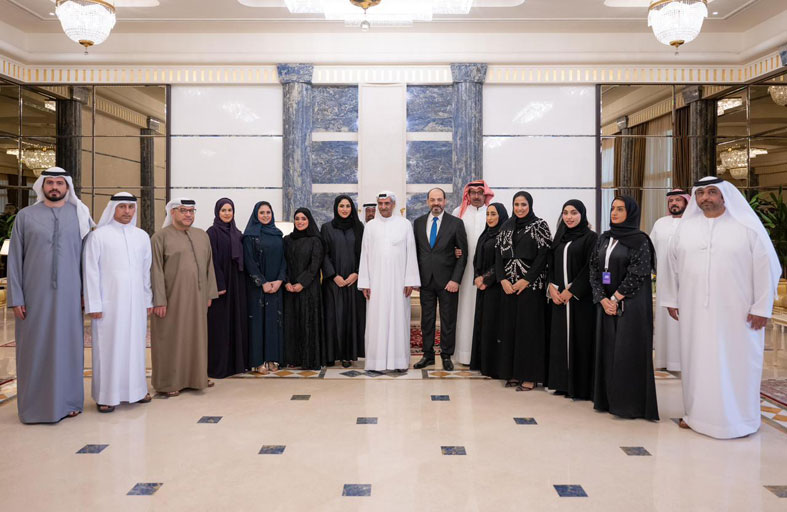 حمد الشرقي يستقبل ضيوف ملتقى الفجيرة الإعلامي ويؤكد أن الإعلام قوة مؤثرة في تشكيل الوعي