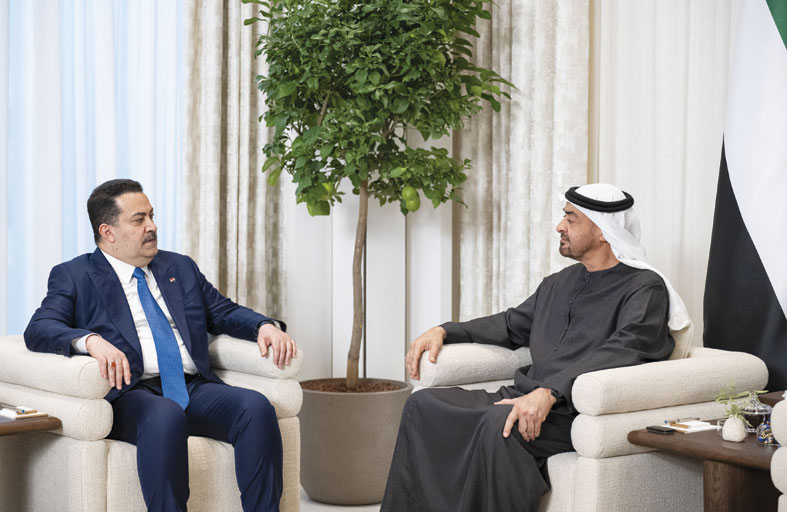 رئيس الدولة ورئيس وزراء العراق يؤكدان أهمية تحقيق تطلعات شعوب المنطقة إلى الأمن والاستقرار والتنمية 