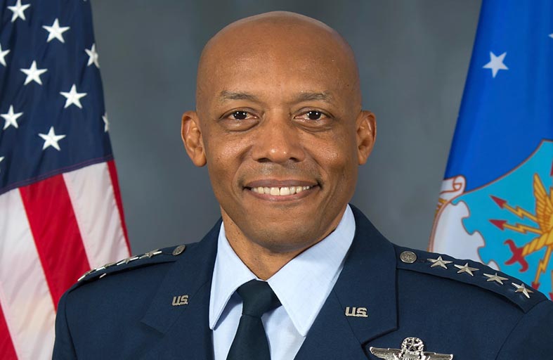  أمريكا وحلفاؤها يناقشون إمكانية تدريب القوات الجوية الأوكرانية 