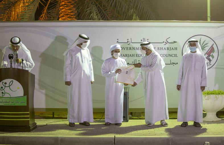 مجلس أولياء أمور الطلبة والطالبات في المنطقة الوسطى يحتفل ببدء العام الدراسي الجديد حضوريا