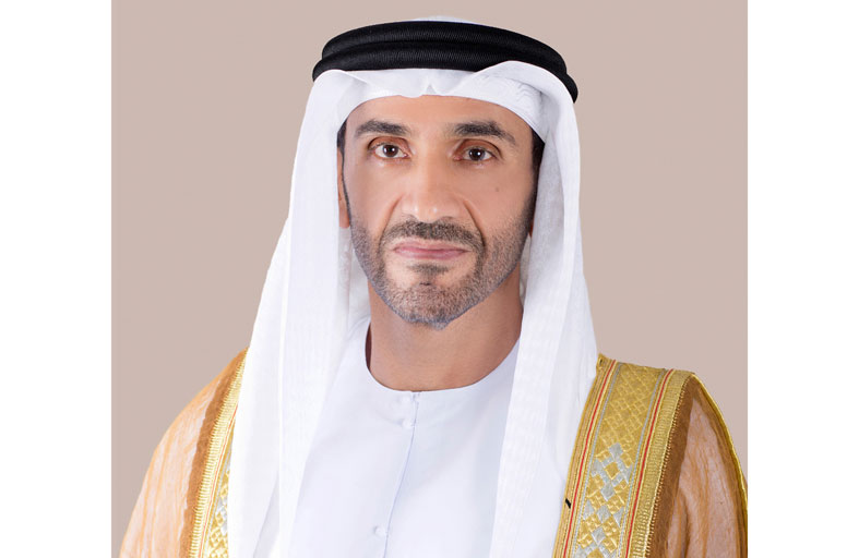 نهيان بن زايد: المرأة الإماراتية أثبتت جدارتها في تعزيز مسيرة التنمية 