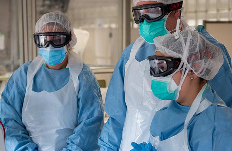 بعد بارقة أمل اللقاح.. فيروس بريطانيا يحبس أنفاس العالم