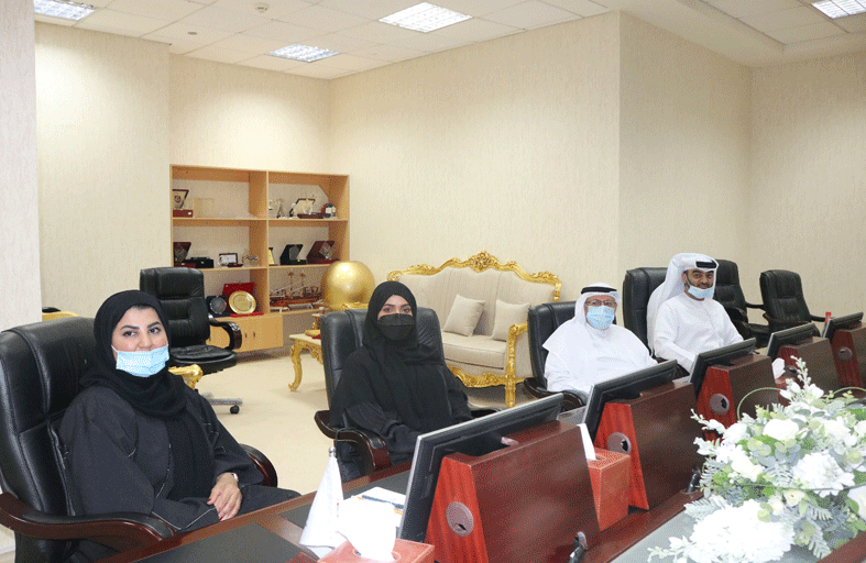 لجنة شؤون الأسرة بالمجلس الاستشاري لإمارة الشارقة  تناقش أدوارها في تناول القضايا المجتمعية