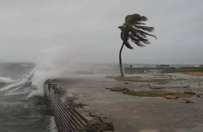 الإعصار «ميليسا» يشتدّ إلى الفئة الرابعة مع اقترابه من كوبا