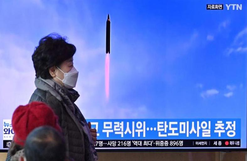  كوريا الشمالية تجري تجربة على قمر صناعي للاستطلاع