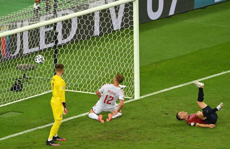 الأهداف العكسية «نجمة» النسخة الحالية من كأس أوروبا 