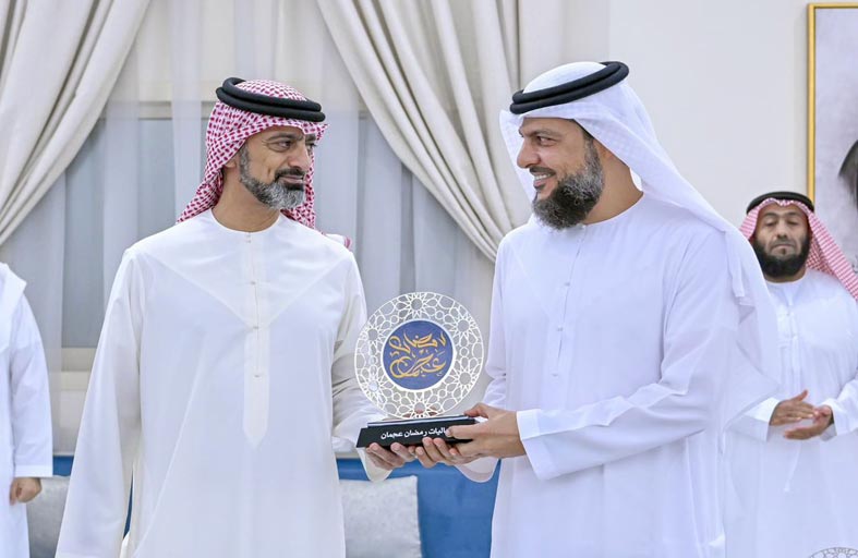 ولي عهد عجمان يكرم هيئة الأعمال الخيرية العالمية